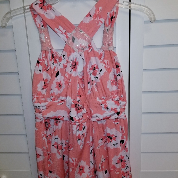 Top - Picture 2 of 3